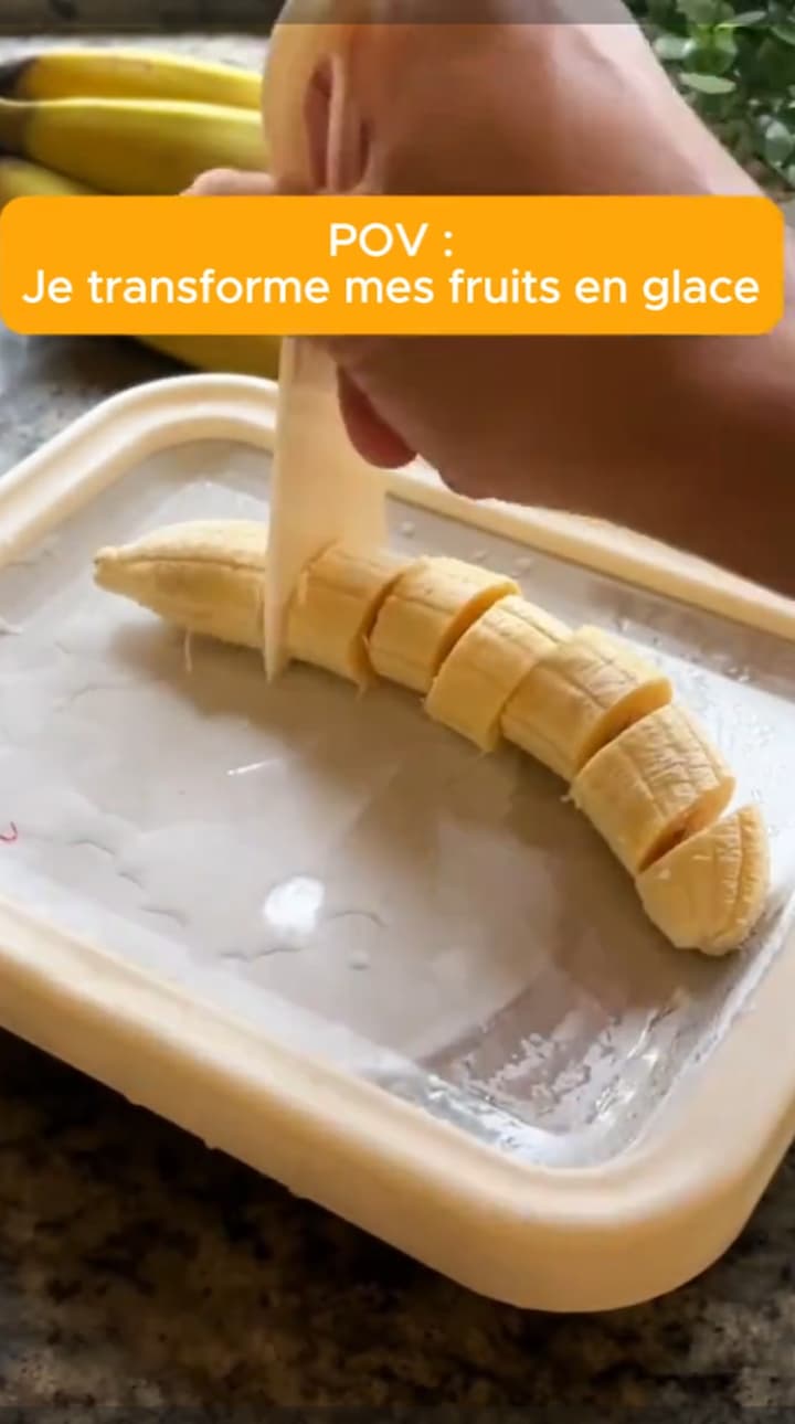 Charger la vidéo : <ul><li><strong>🍌 Banane</strong></li><li><strong>🥛Yaourt Vanille<br/><br/></strong></li></ul>